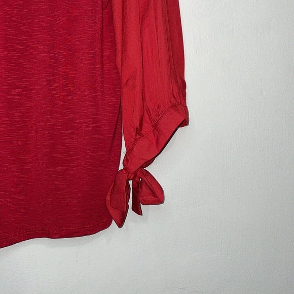 Size S Women’s White House Black Market Red Blouse - Picture 3 of 4